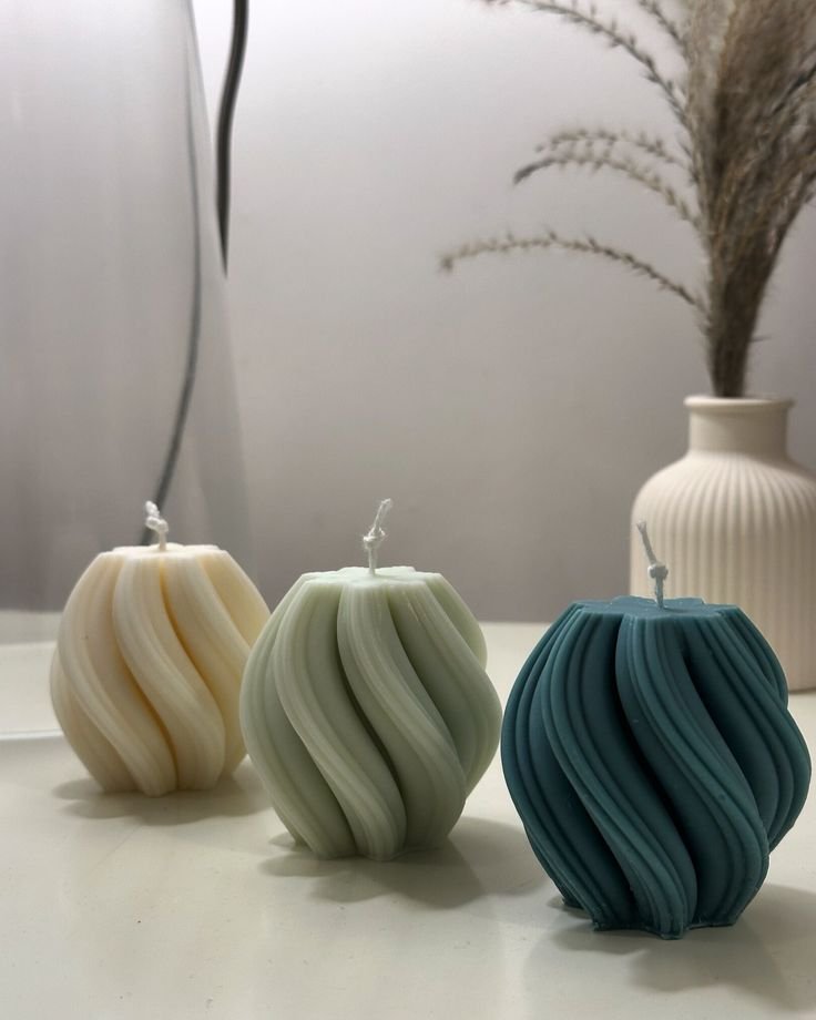 Swirl candle